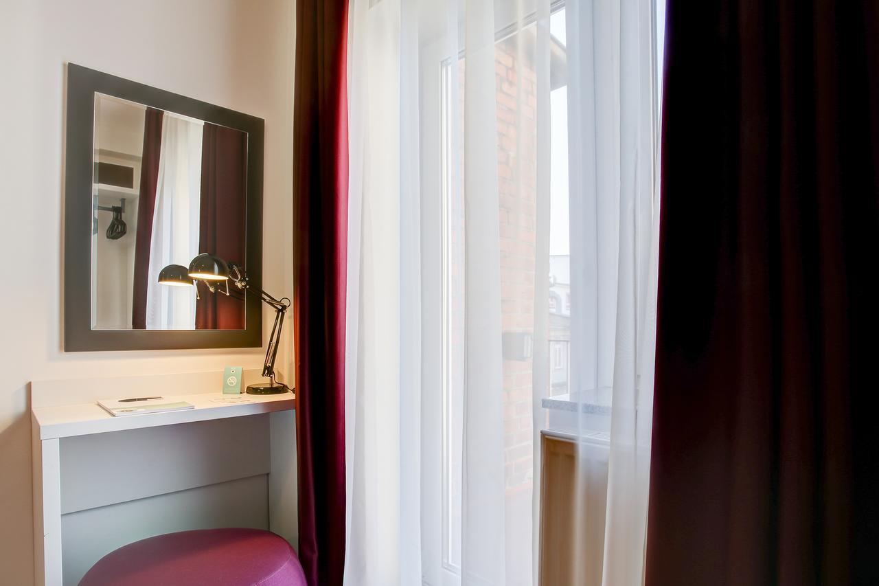 Hotel West Hamburg-Harburg Buitenkant foto