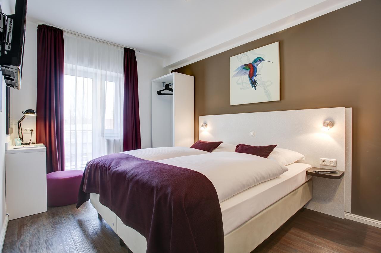 Hotel West Hamburg-Harburg Buitenkant foto