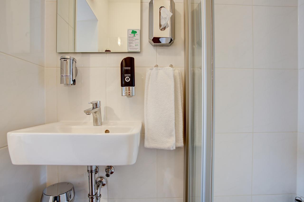 Hotel West Hamburg-Harburg Buitenkant foto