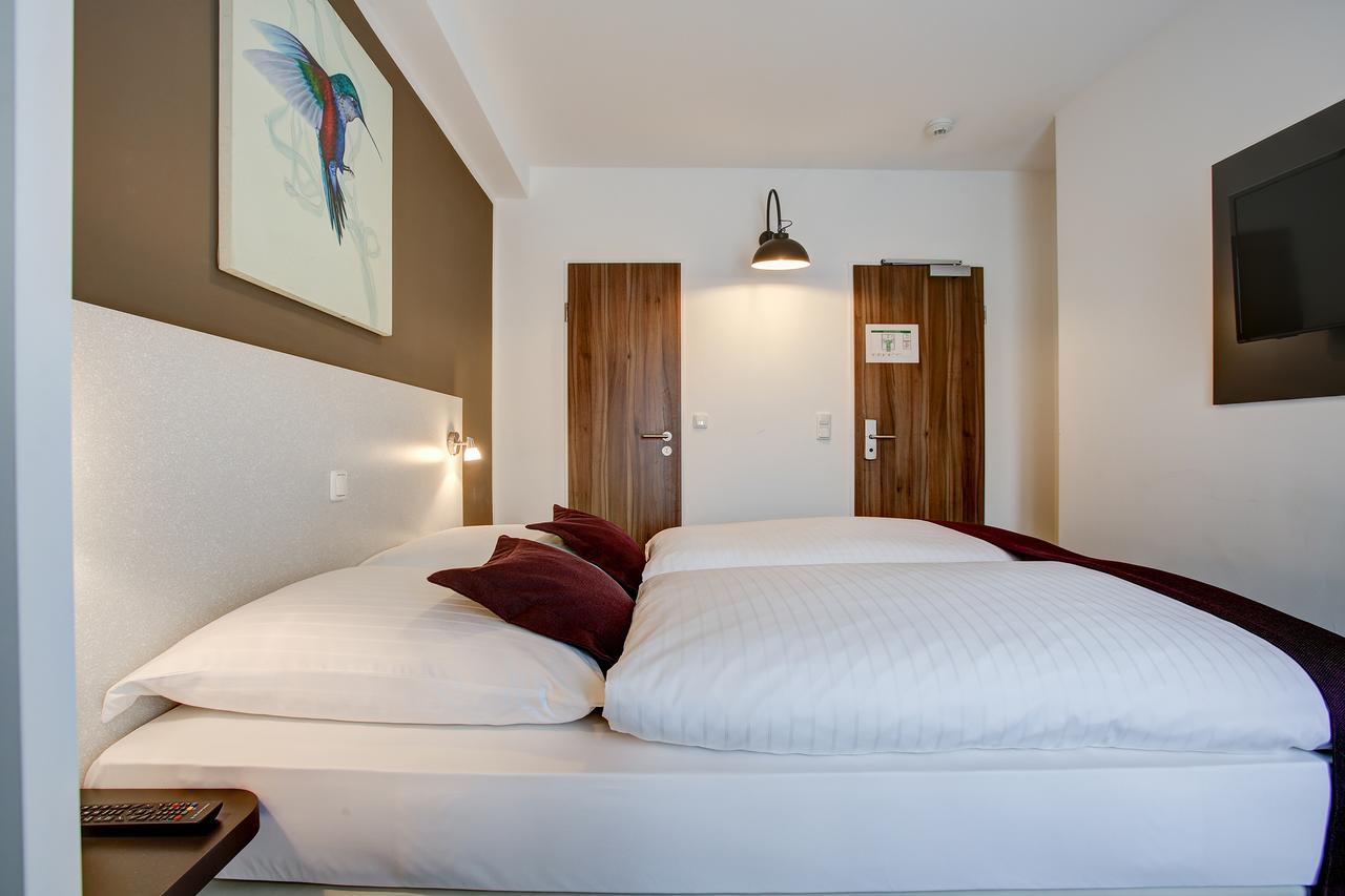 Hotel West Hamburg-Harburg Buitenkant foto